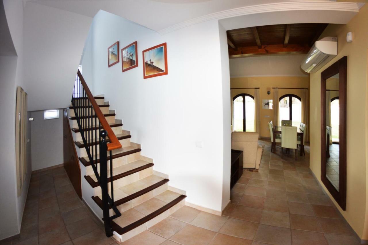 צ'יקלנה דה לה פרונטרה Chalet Nora מראה חיצוני תמונה